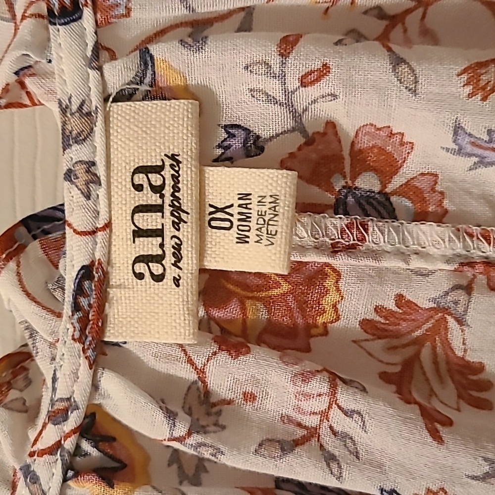 A.N.A. WOMEN'S RED & WHITE FLORAL PLUS SIZE PEASANT TOP SIZE 0X WOMAN - Picture 4 of 16